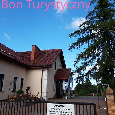 Pensjonat Agroturystyczny Pod Modrzewiem Bed & Breakfast Florczaki Ngoại thất bức ảnh
