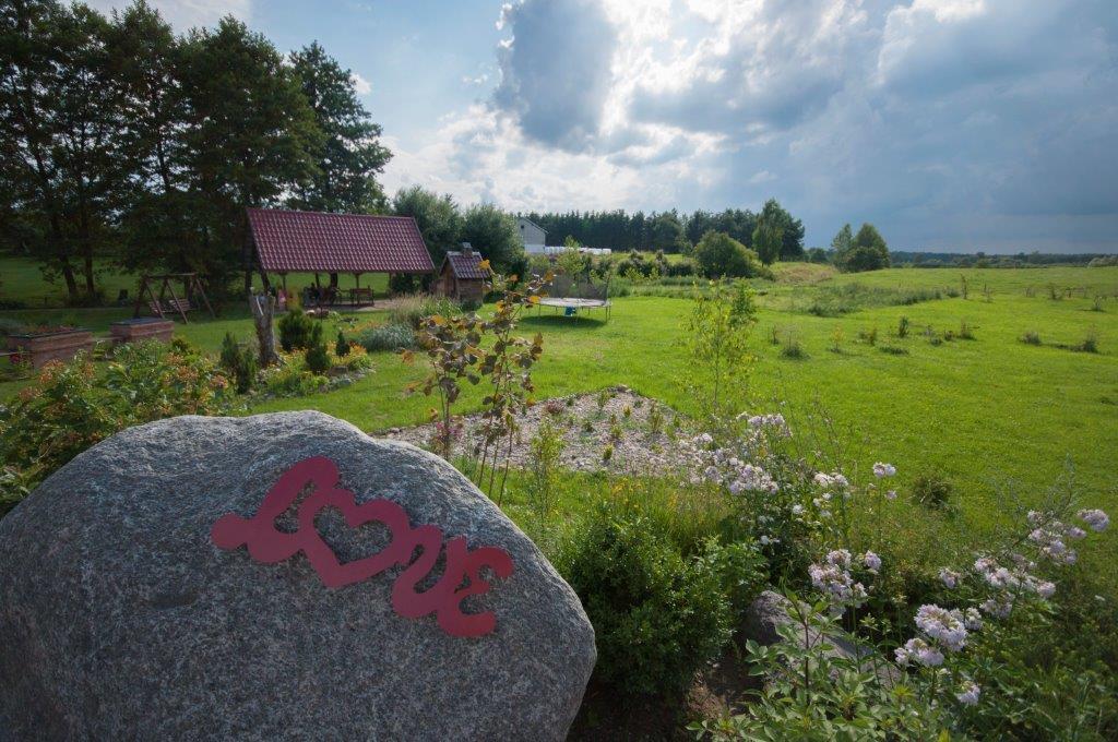 Pensjonat Agroturystyczny Pod Modrzewiem Bed & Breakfast Florczaki Ngoại thất bức ảnh